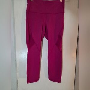 Old Navy Active Fuchsia Crop Legging